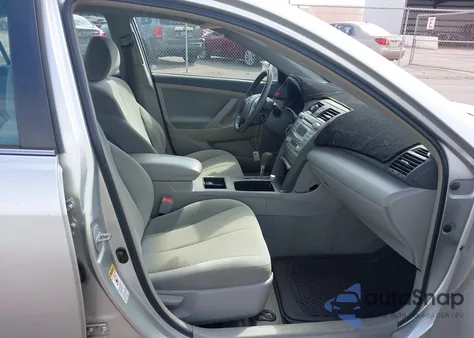 2009 Toyota Camry Hybrid z USA, uszkodzony, nr VIN 4T1BB46K09U109109